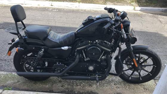 HARLEY-DAVIDSON SPORTSTER XL 883N IRON 